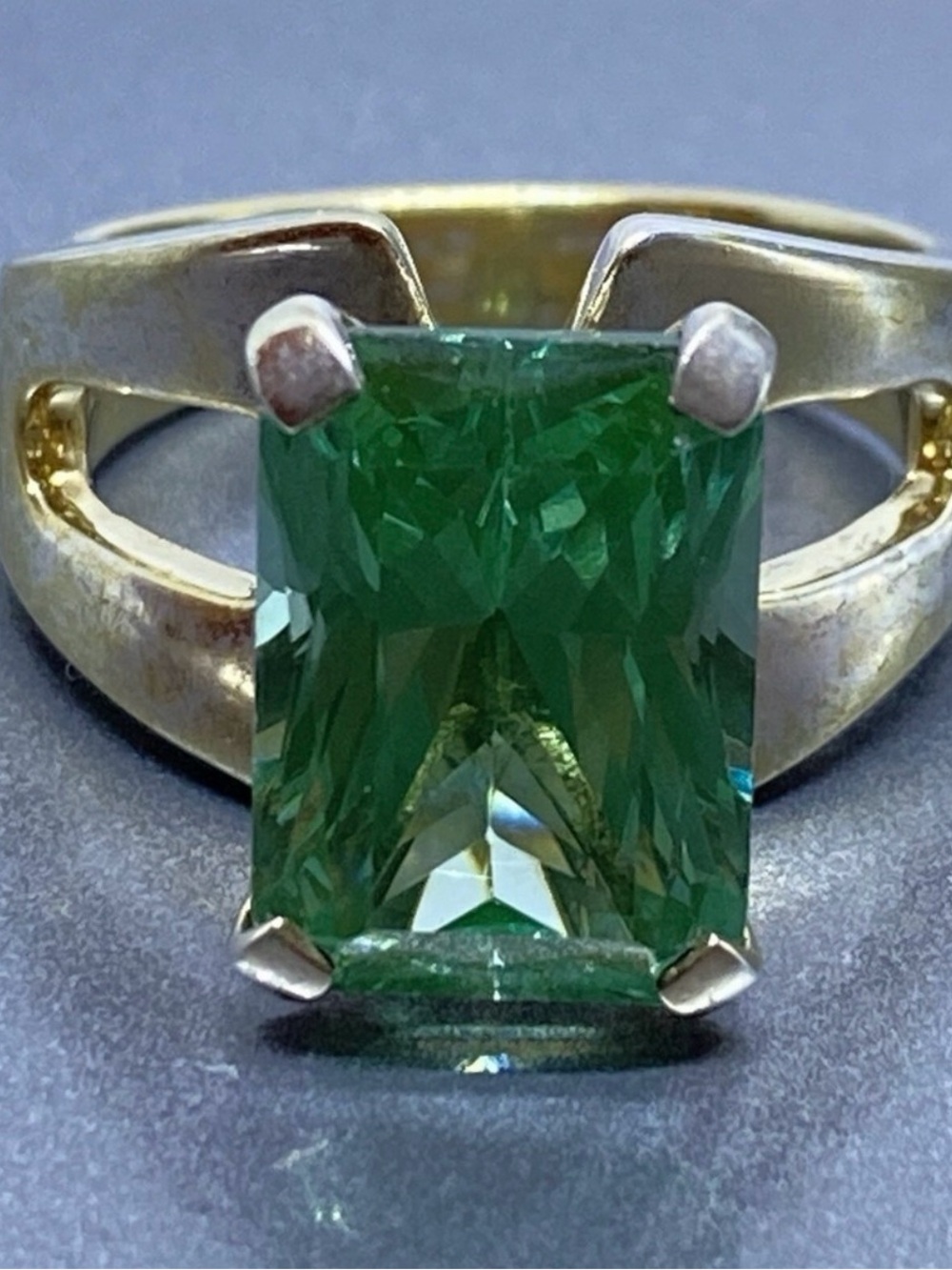 Vintage Signed 925 Thai Sterling Silver Gold Vermeil Teal Green Stone Ring Bold